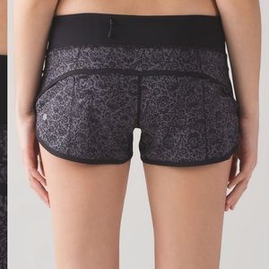 Lululemon Speed Short (2 1/2")